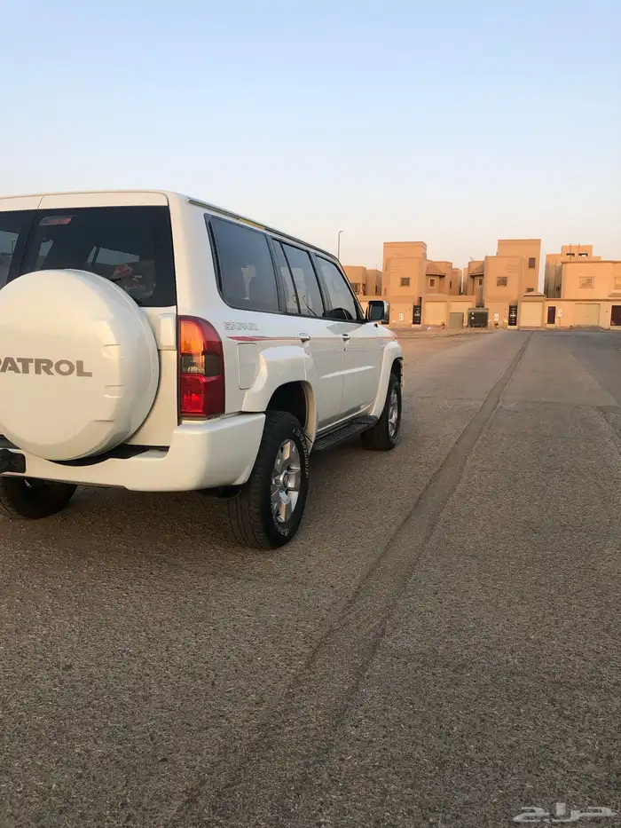 باترول فتك لؤلؤي داخلي بيج مديل 2009 نظيييف 3