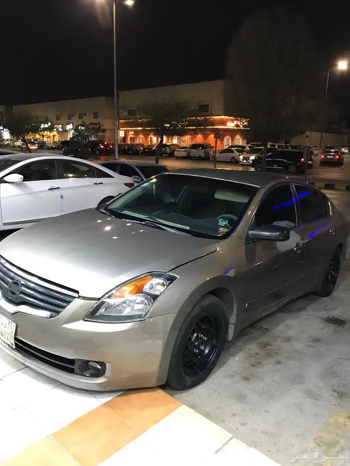 نيسان التيما غير عادي بصمة 0