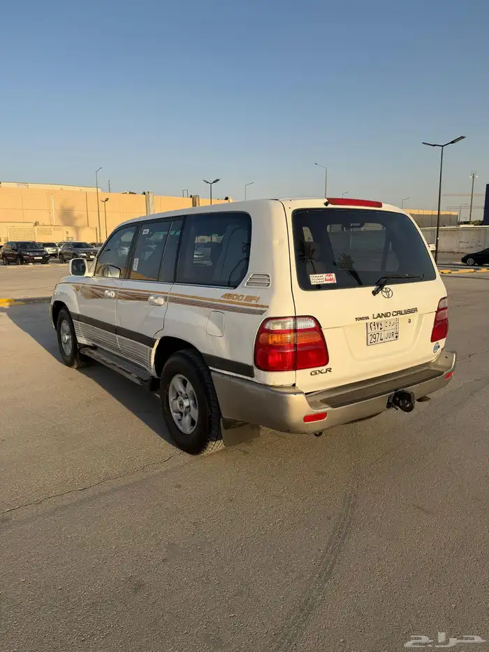 لاندكروزر 2001 نظيف جدا 4