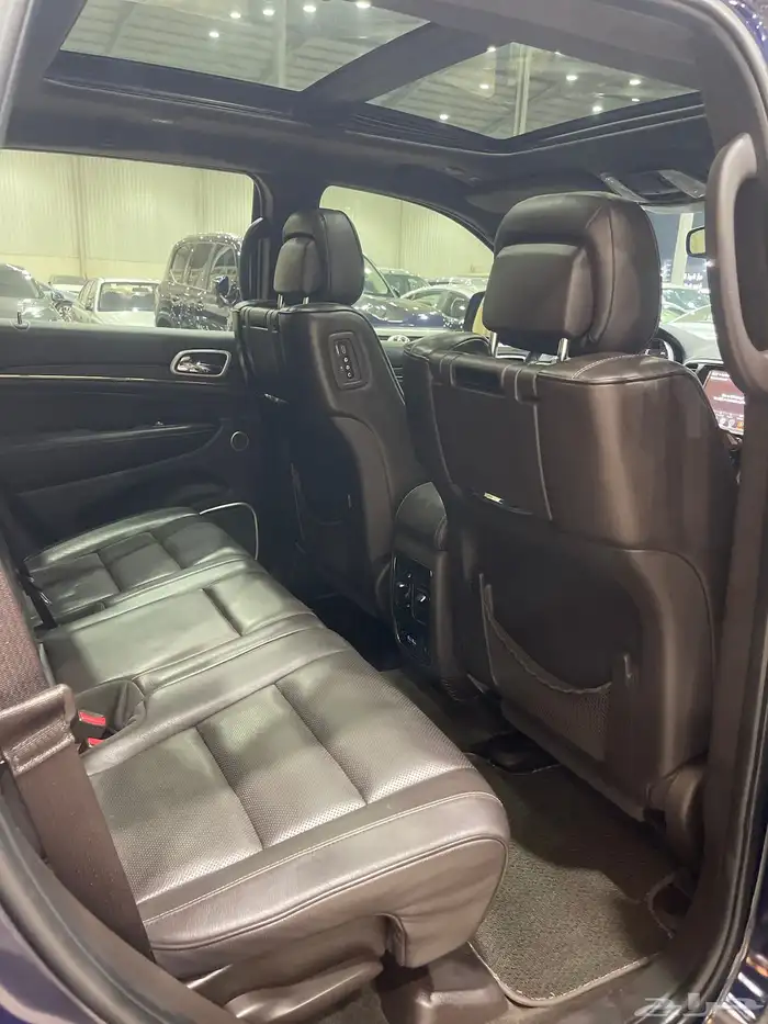 جيب جراند شيروكي موديل 2018 14