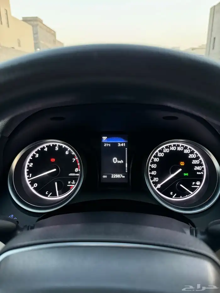 تويوتا كامري 2022 LE 13