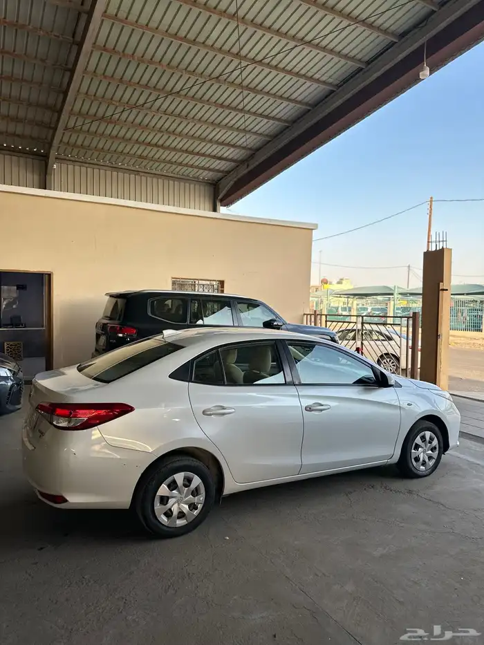 تايوتا يارس 2021 3