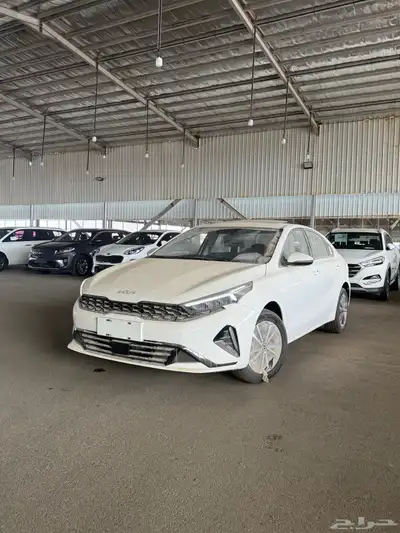 كيا 3 ( 2024 ) بنزين - اصفار index