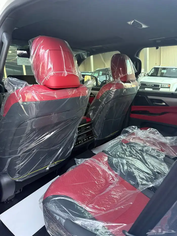 لكزس اف سبورت 2025 ابيض سعودي 4