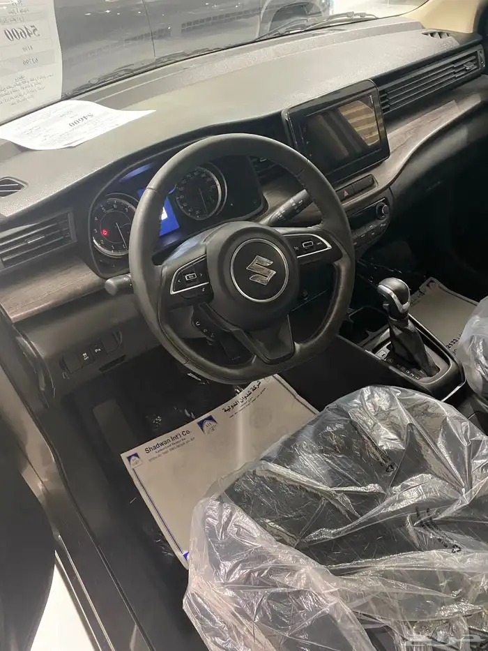 سوزوكي ارتيجا GL و GLX 2025 3