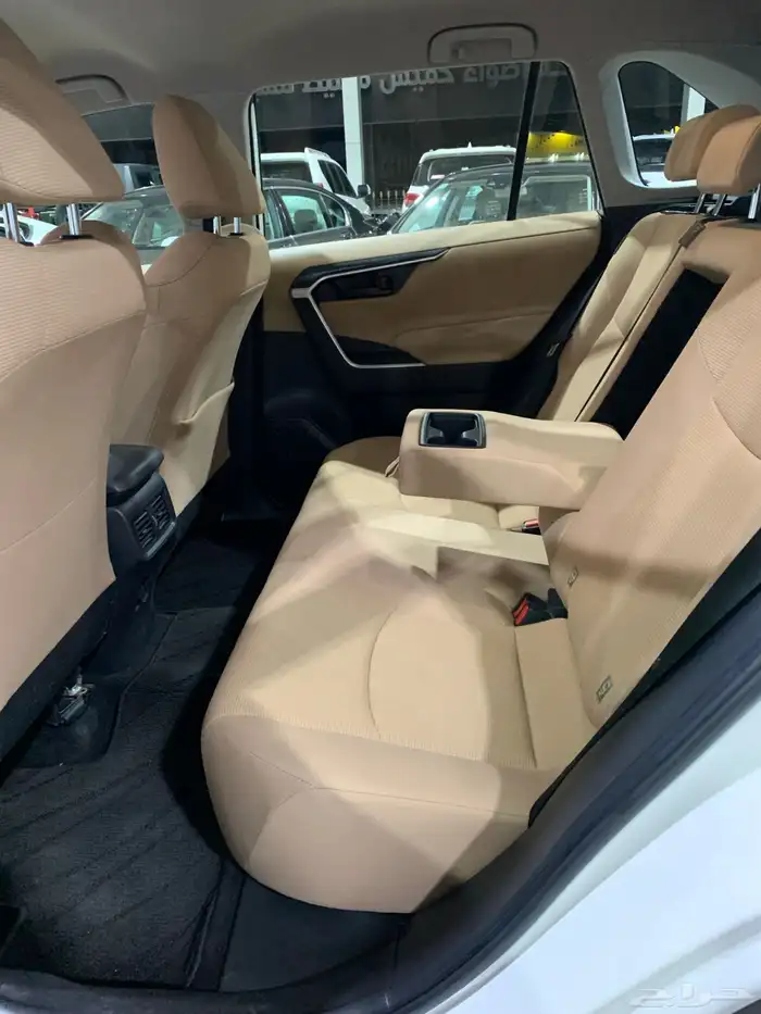 تويوتا رافور 2022 15