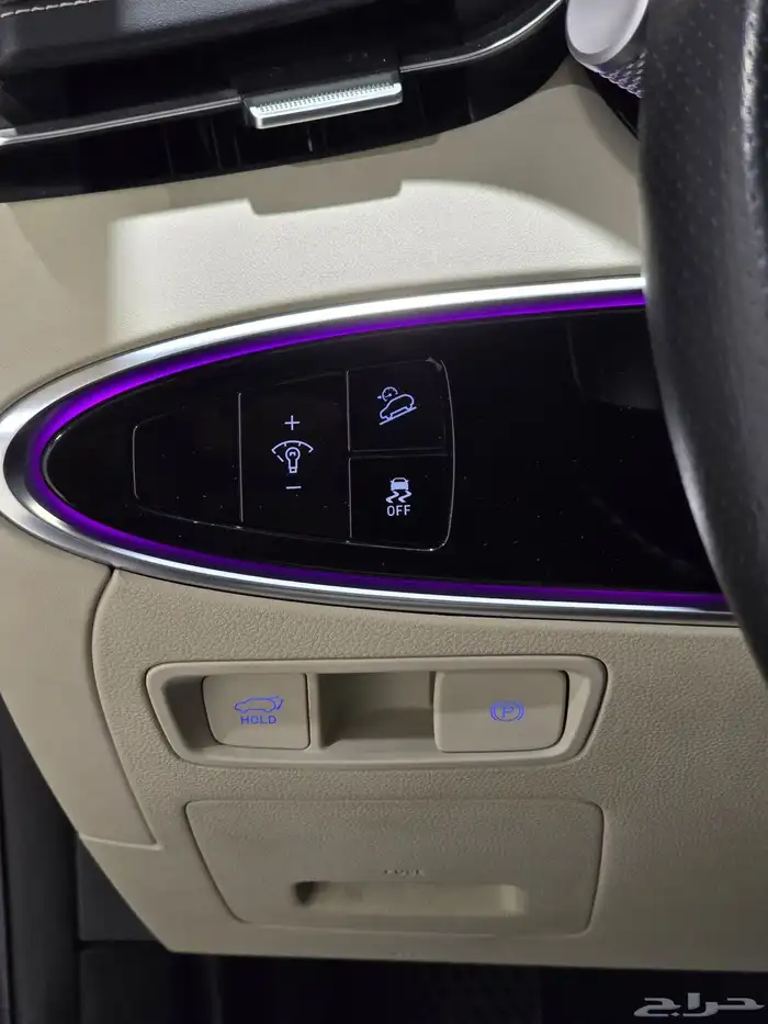 جينسس GV70 موديل 2021 بحاله ممتازه 30