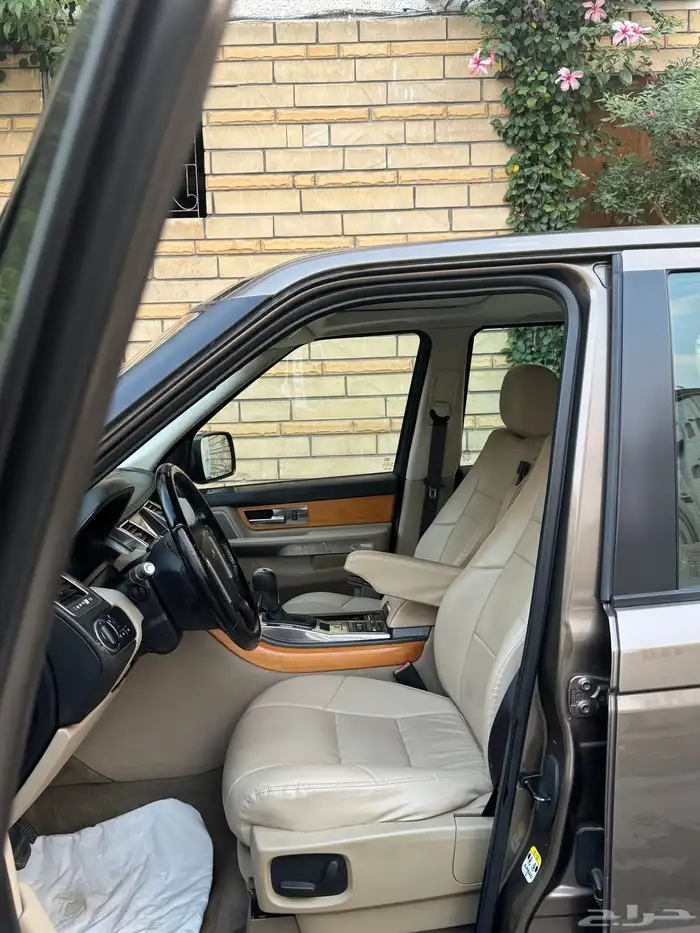 لاندروفر - رنج روفر سبورت 2012 8