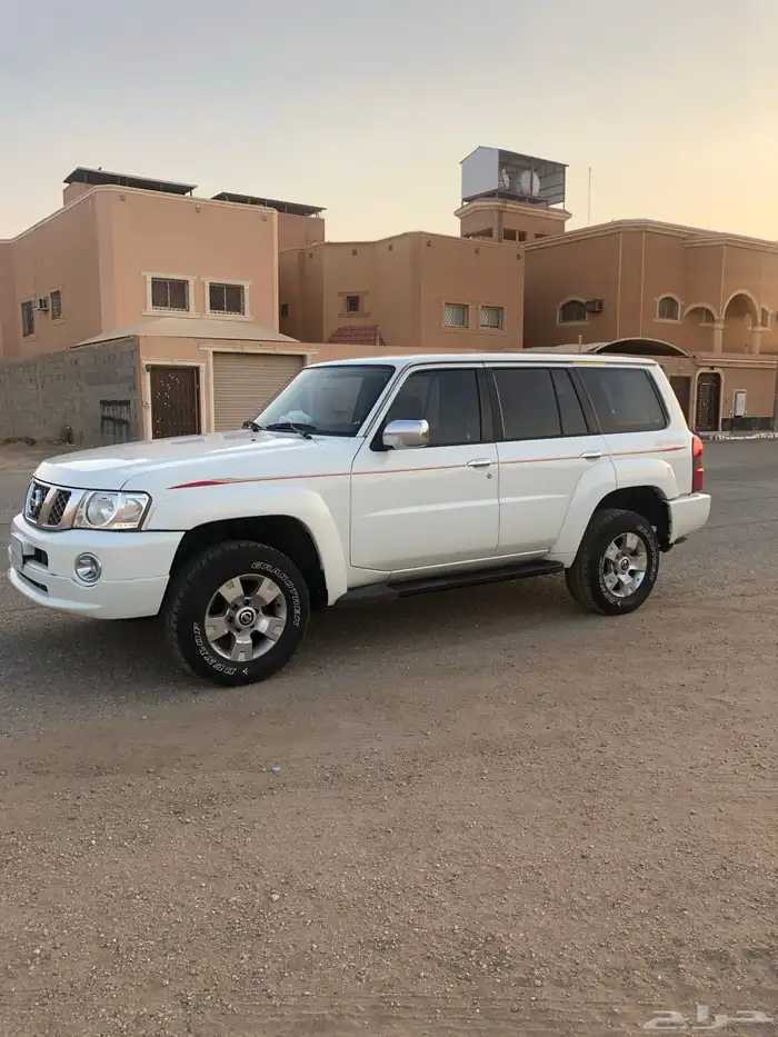 باترول فتك لؤلؤي داخلي بيج مديل 2009 نظيييف 0