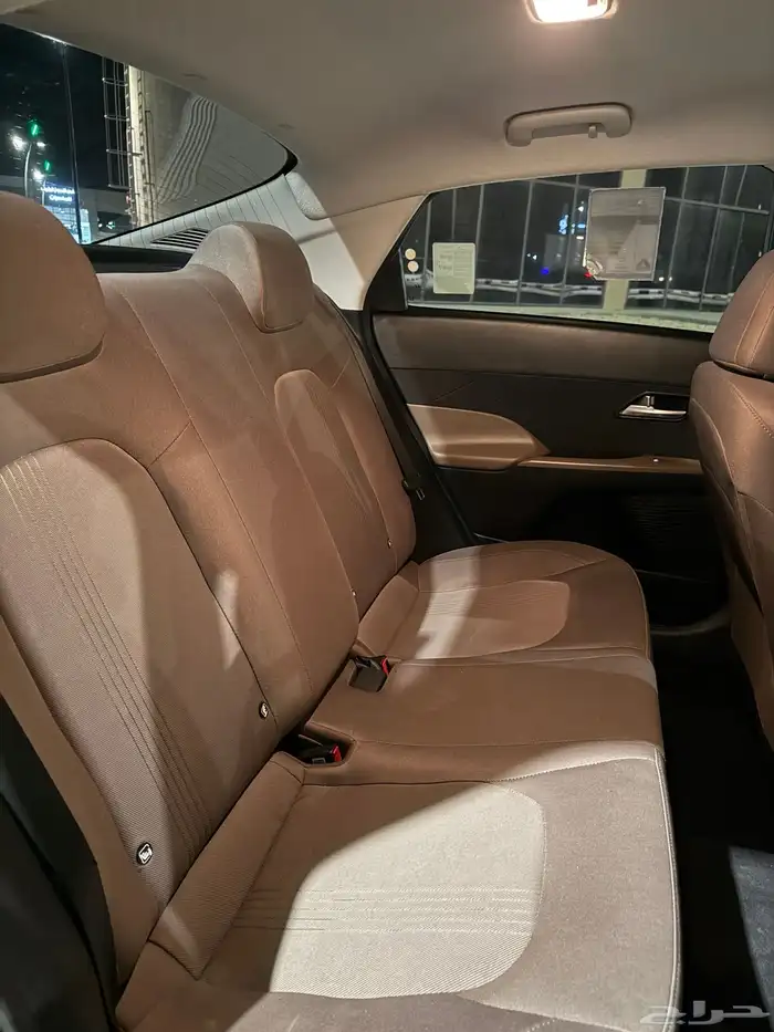 اكسنت 2025 لون رمادي 13