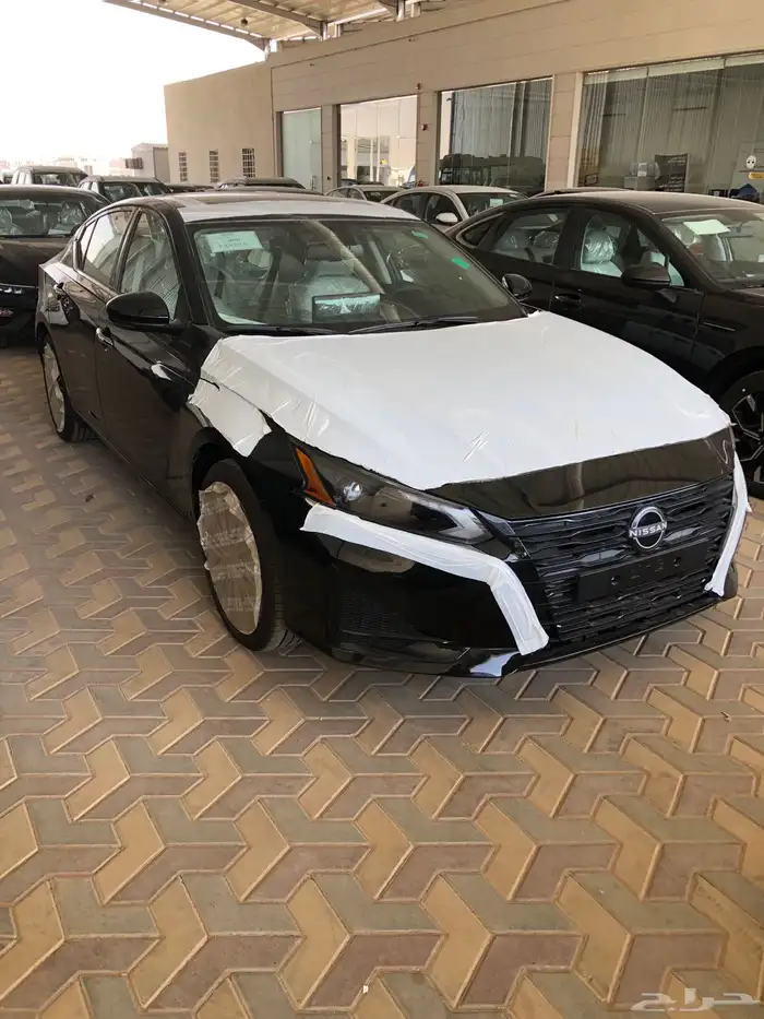 نيسان التيما نص فل SV موديل 2026 جميع الالوان 8