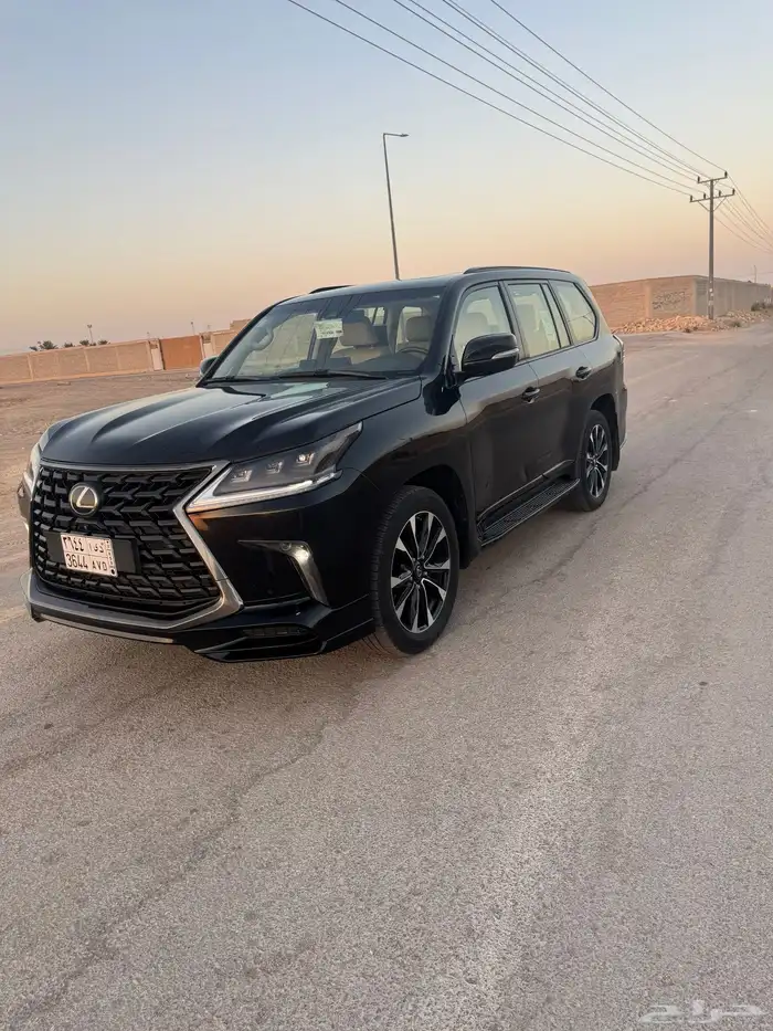 لكزس 2021 بلاك ادشن سعودي اول مالك 10