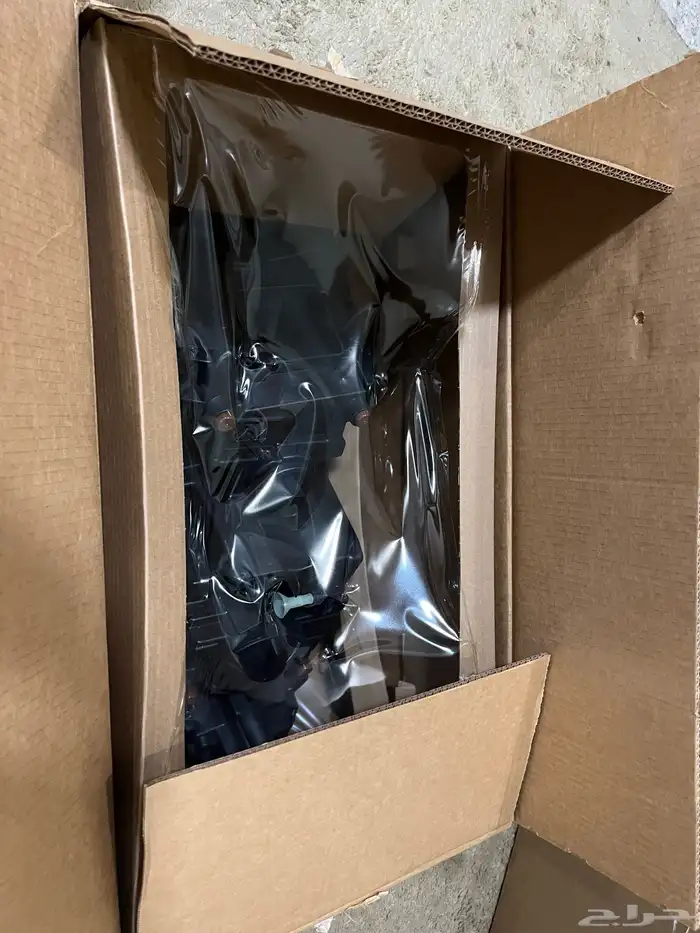 للبيع شمع امامي يسار دودج شارجر اصلي وكالة موديل 2021-2018 0