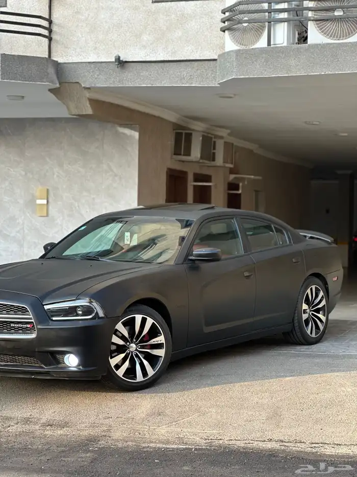 للبيع دوج تشارجر 2014 _V8 0