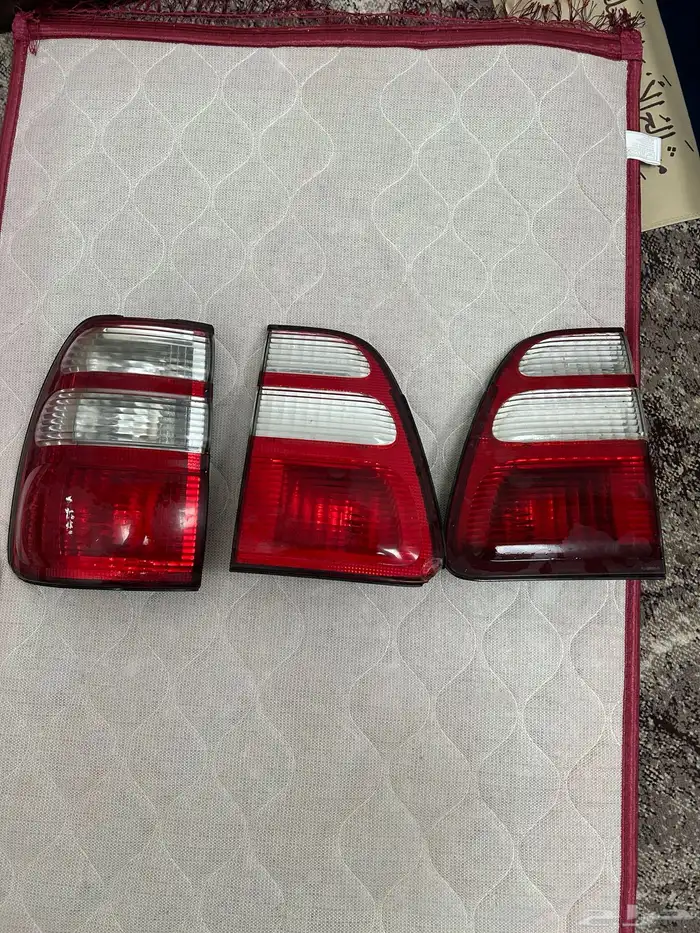 اصطبات لاندكروزر الحد 300 4