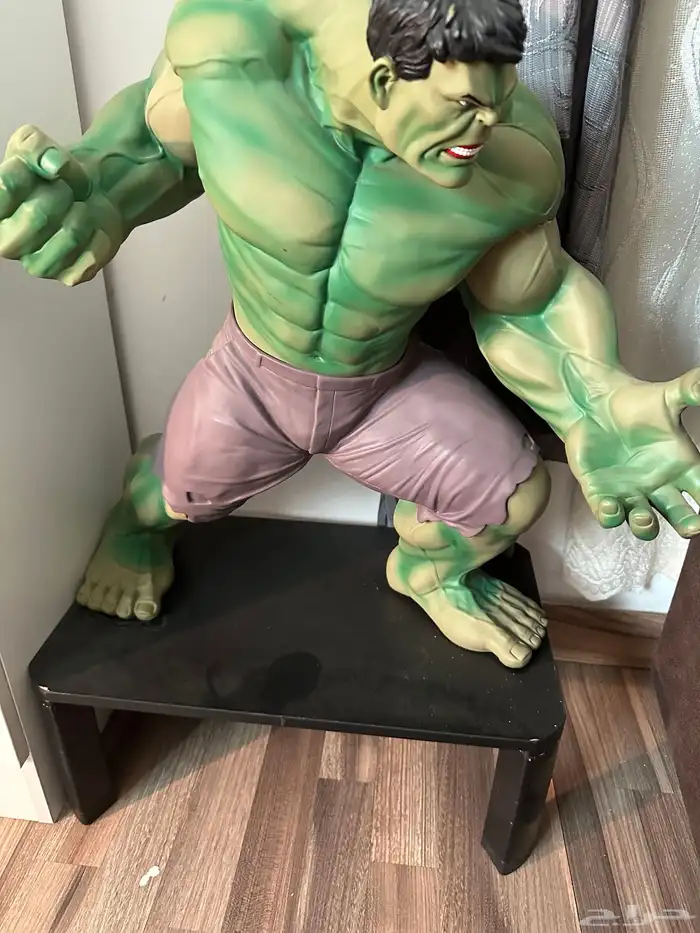 مجسم الرجل الاخضر 0