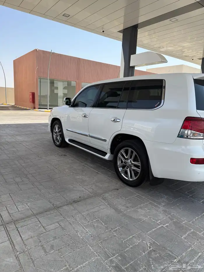 لكزس 2012 فل كامل سعودي 19