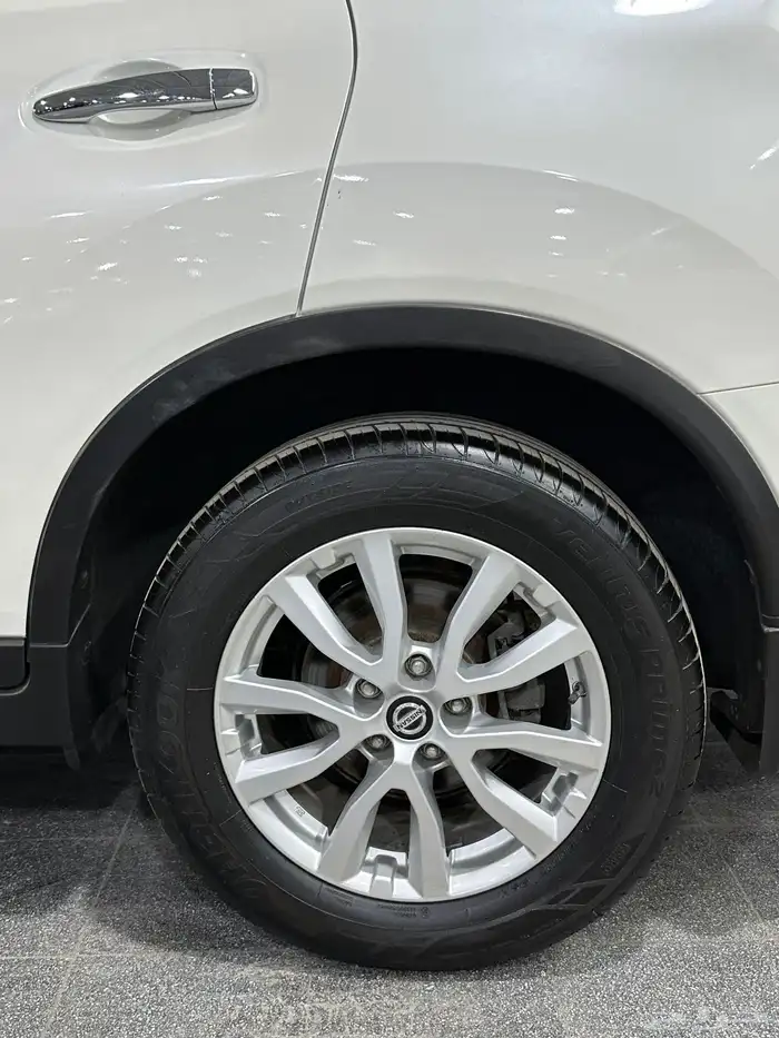 اكس تريل 2020 نص فل دبل لدى معرض(عبيد الرشيدي) 15