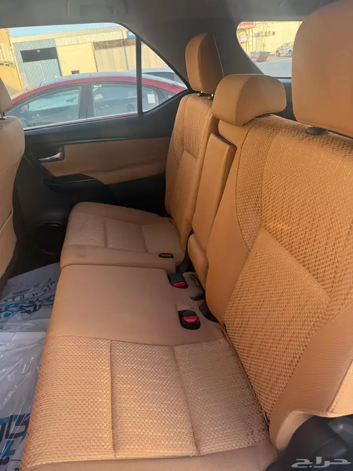 فورشنر 2021 ابيض نظيف للبيع 6