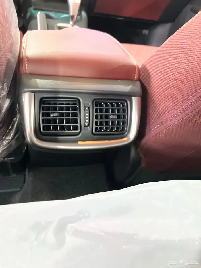 تويوتا   هايلوكس غمارتين دبل بنزين توماتيك2025 جديد 138.000 25