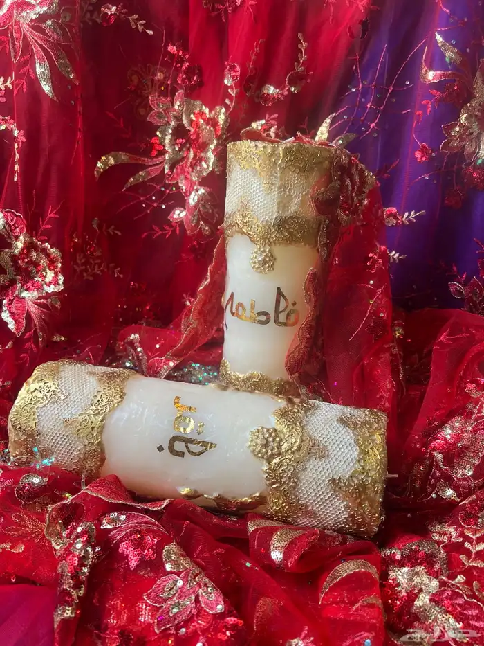 شمعة ملكية فاخرة مزينة بالدانتيل المذهب 7