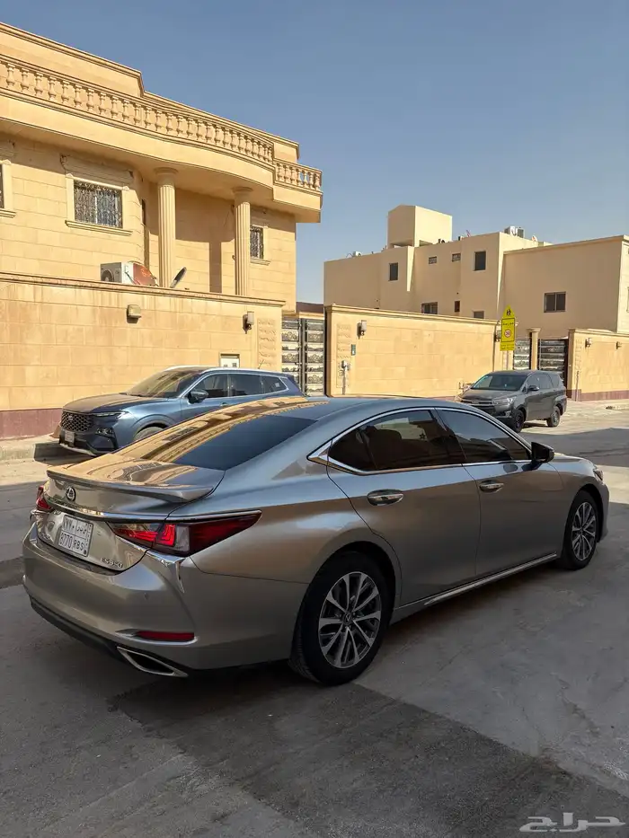 لكزس ES350 6