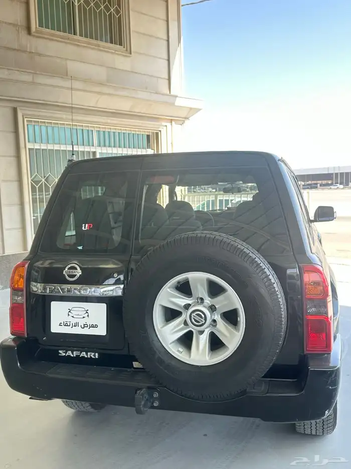 نيسان فتك 2005 -4800 6