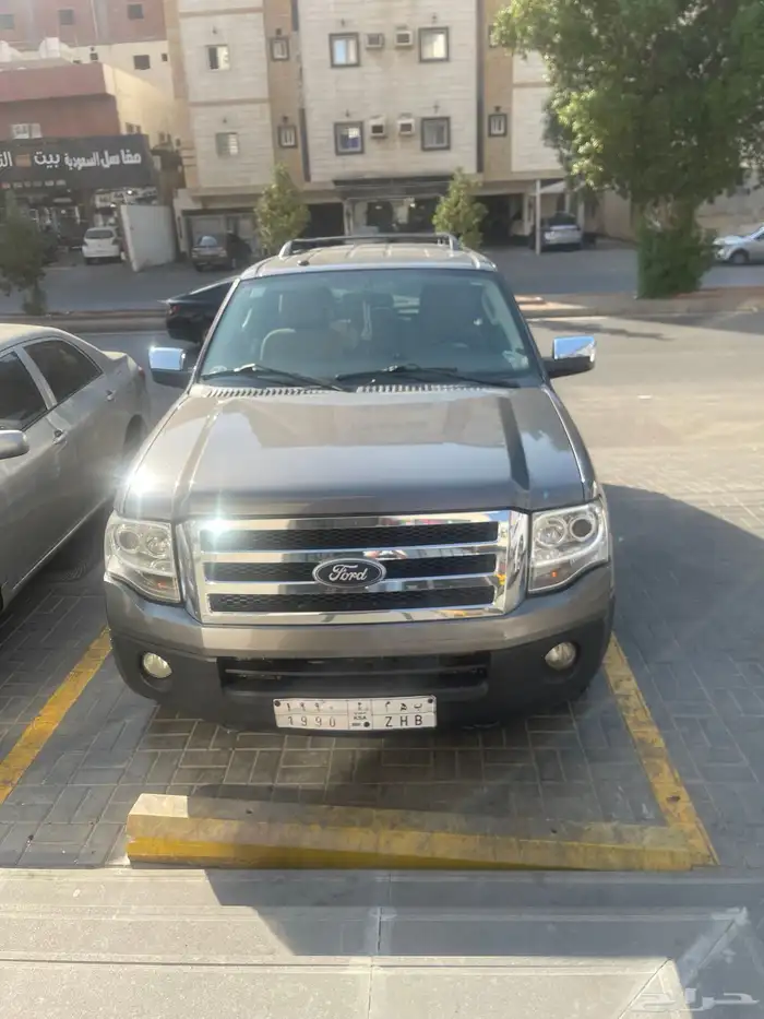 فورد اكسبديشن 8