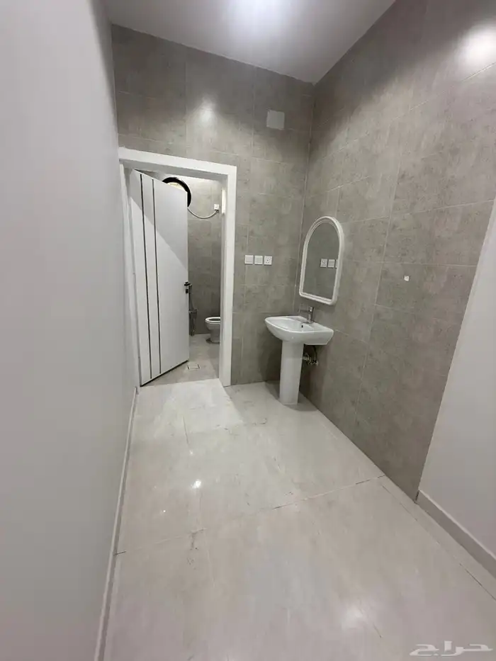 للبيع فيلا أرض كامله دورين علي شارعين زاويه أحد رفيده 28