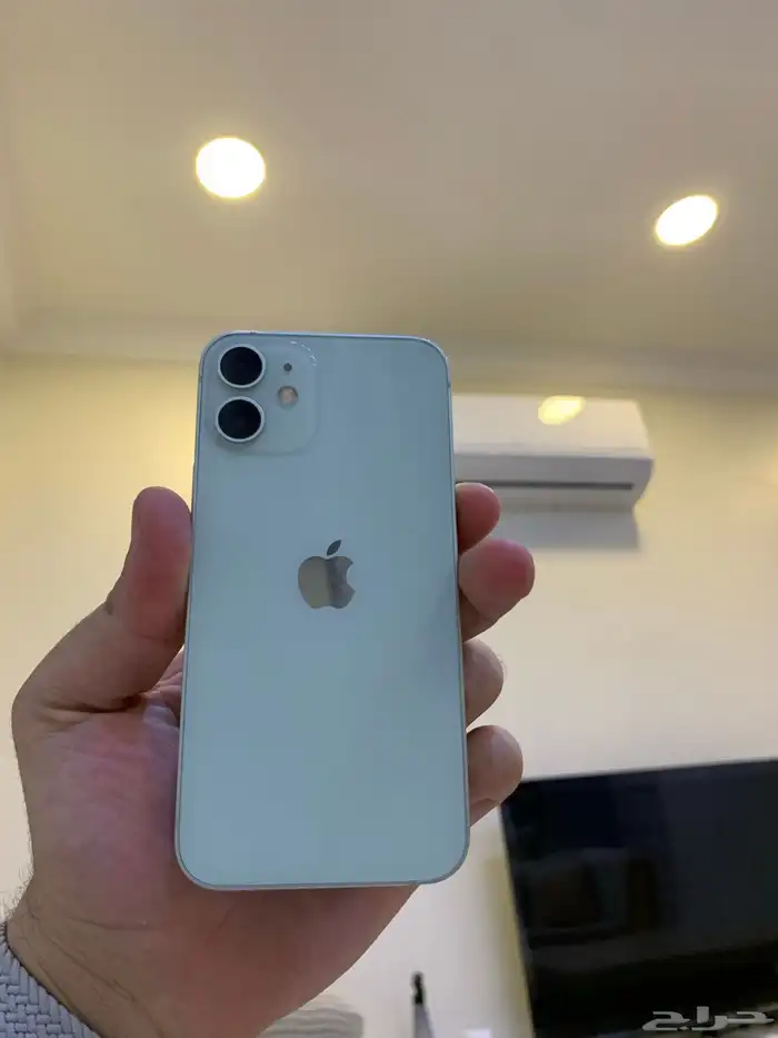 تحتاج ايفون بسعر سمح وقليل وغير مفكوك شرط راجع إعلاني 0