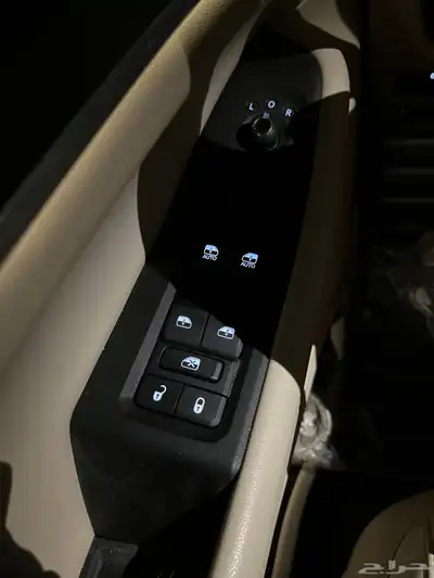 جيب شروكي 2023 بحالة الوكاله index