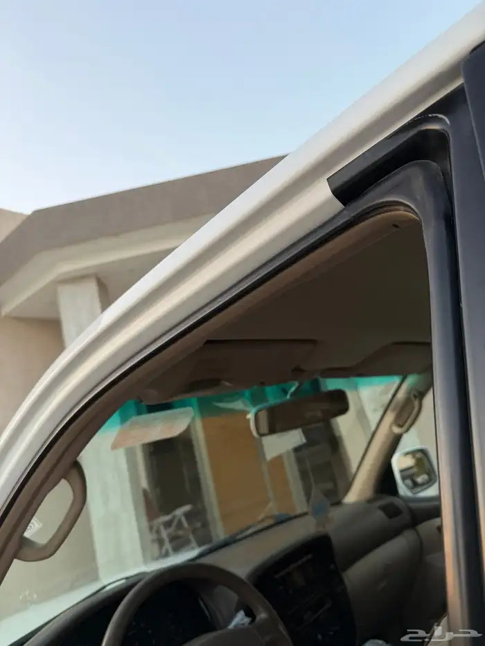 (تم البيع) جكسار 2002 قير عادي قمة بالنظافة ممشى قليل 41