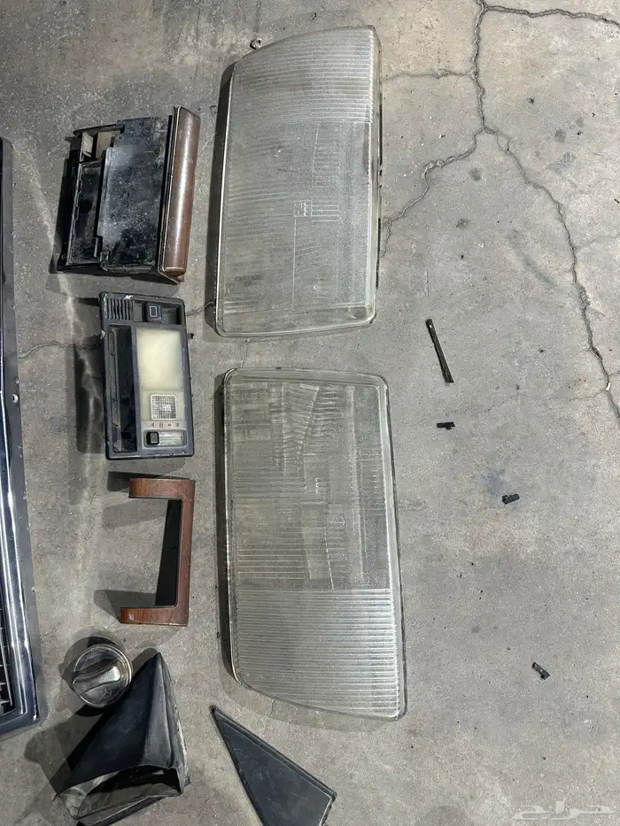 مرسيدس بنز 560 4