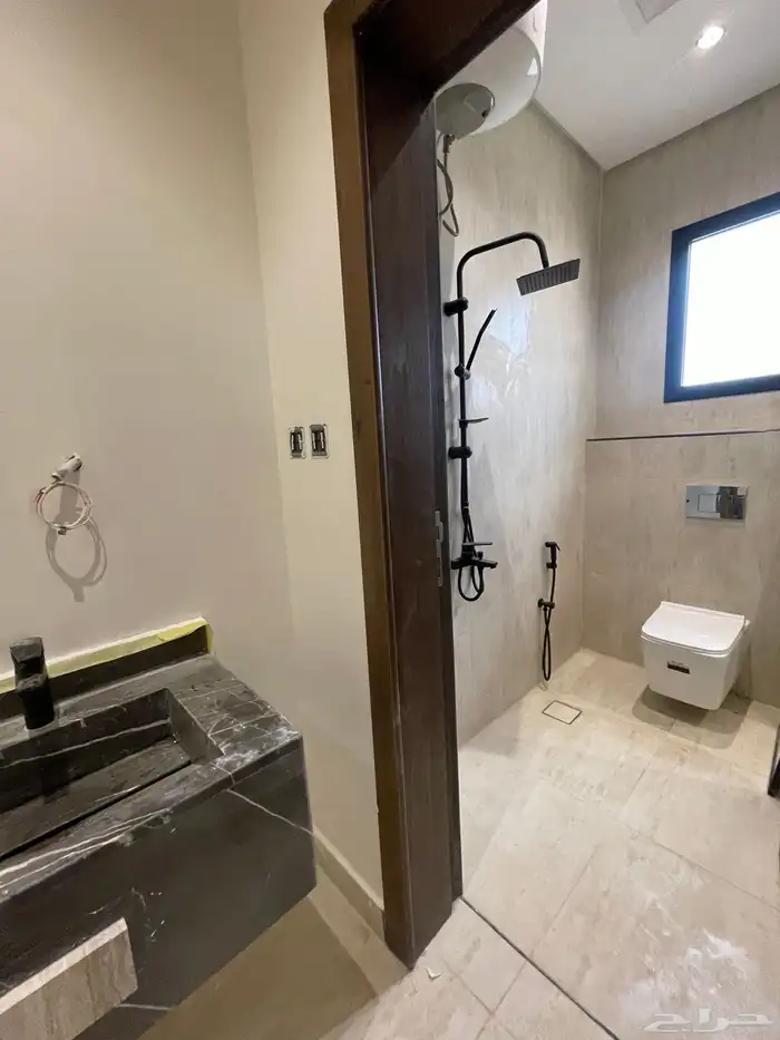 للبيع ارواف فى عماره تاون هاوس بدرة المنسك تشطيب سوبر لوكس 22