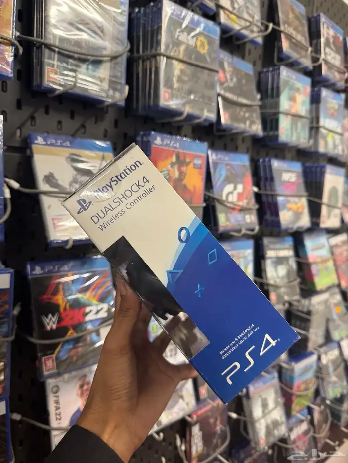 يد سوني 4 طبق الاصل ب 99 ضمان 3 اشهر 2