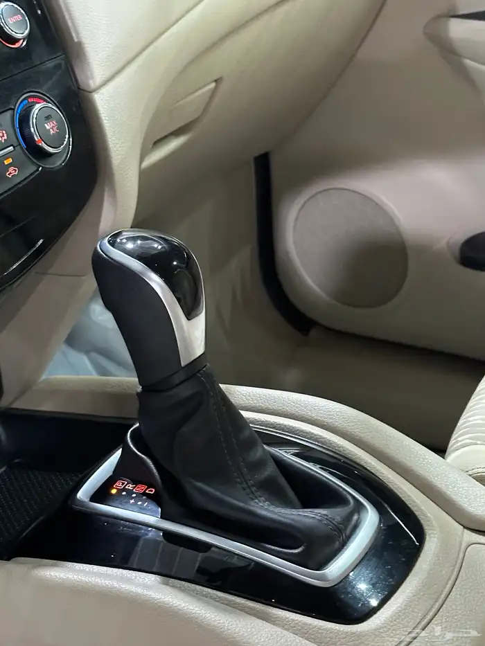 نيسان اكس تريل 2020 نص فل دبل 7 مقاعد معرض(الرشيدي) 26