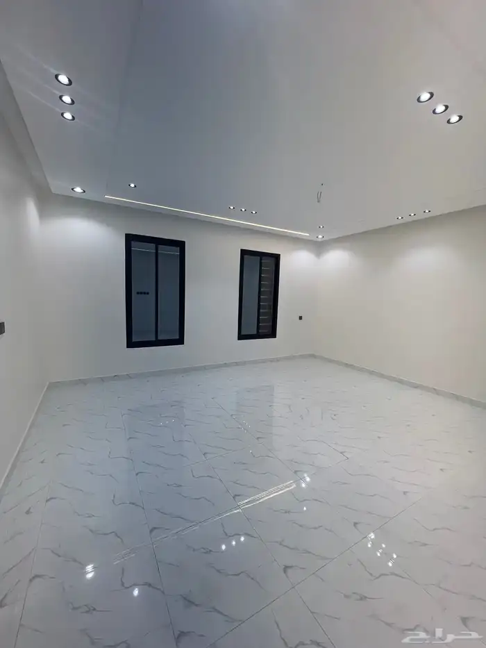 للبيع روف علوي فاخر شمال الخميس مخطط 6 بسعر حصري 5