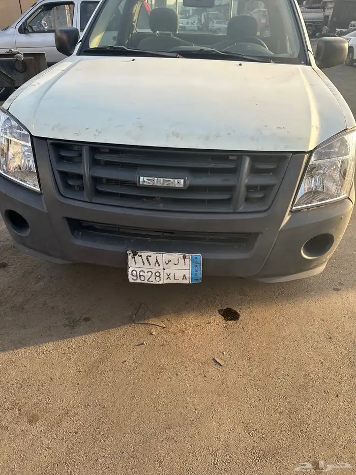 ايسوزو غماره 2012 و2013 سيارتين 0