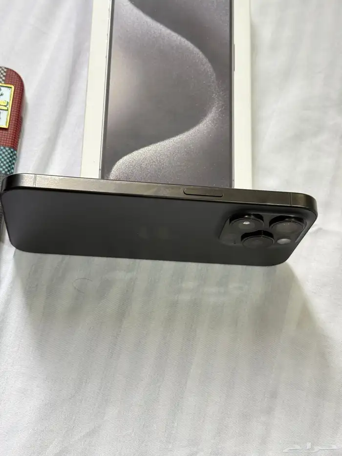 اايفون 15 برو .. للبيع 3