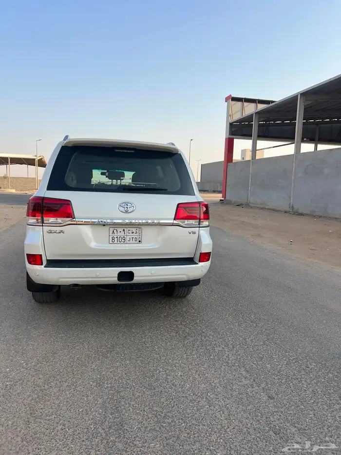 جيب لاندكروزر GXR ديزل 2019 3