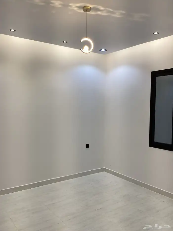 للبيع روف فاخر بتصميم راقي حي هيف أحد رفيدة 21