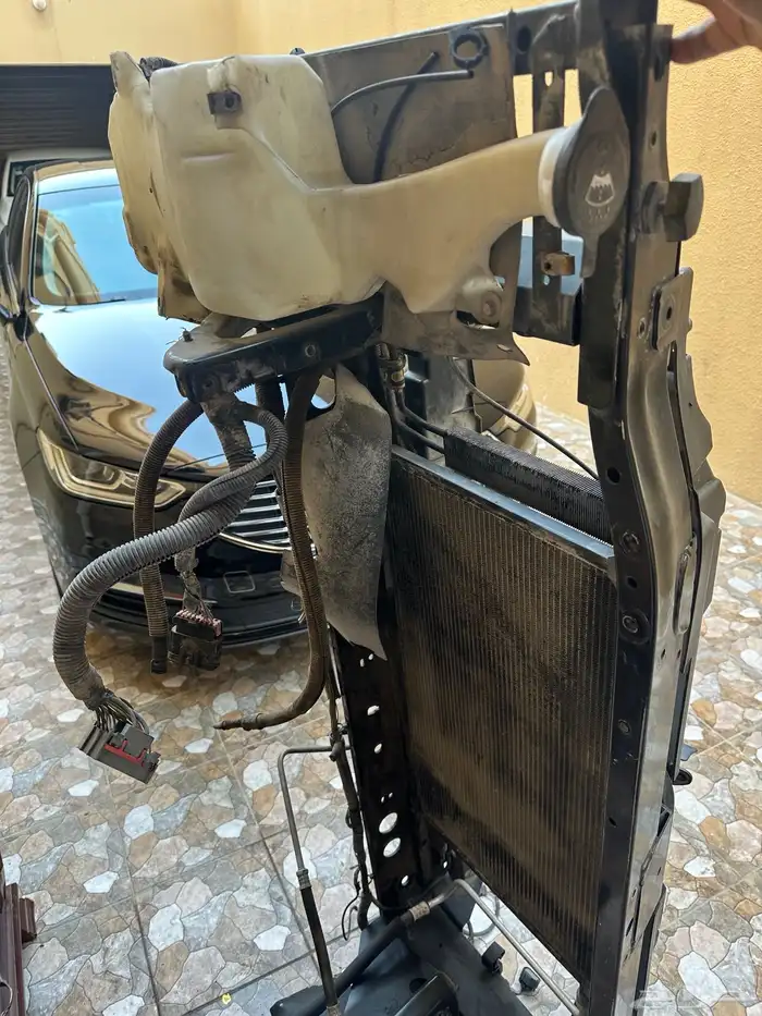 جسر امامي يركب على سوبر يوكن تاهو كل شي اصلي وكالة 7