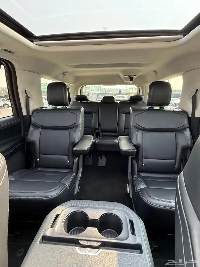 فورد اكسبيدشن 2025 15