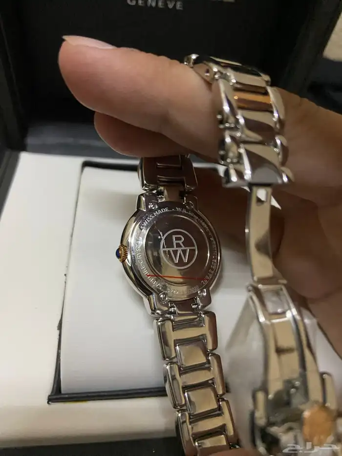 ساعة ريموند ويل نسائية 3