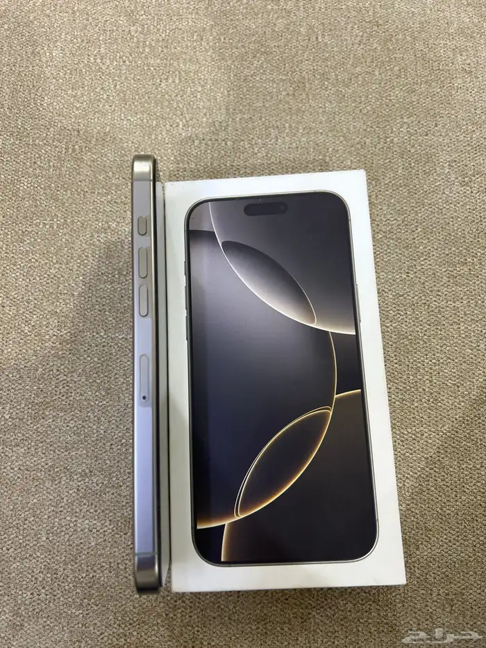 آيفون 16 برو ماكس 256 قيقا جديد ما كمل شهر معايه نضيف جدا 2