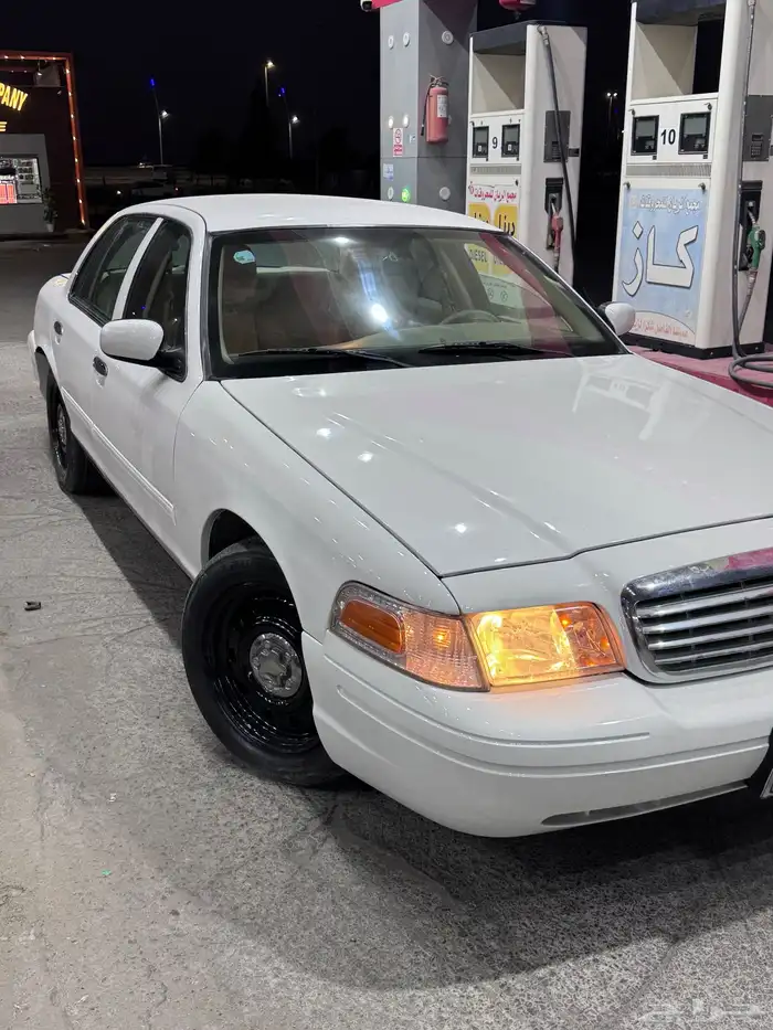 فورد فكتوريا 1