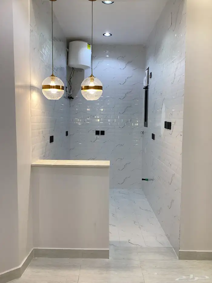 للبيع روف فاخر بتصميم راقي حي هيف أحد رفيدة 20