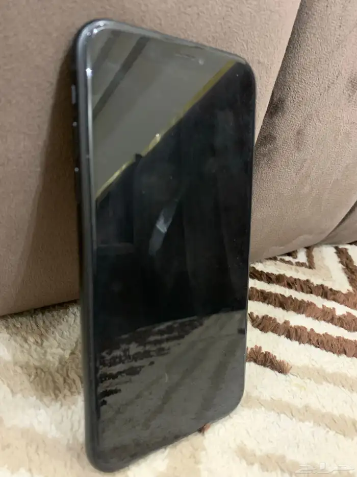 ايفون اكس آر اسود نضيف 0