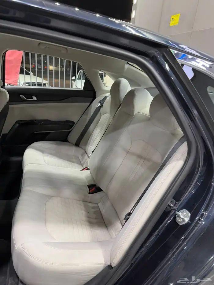 كيا K5 مطور 2021 كحلي لدى معرض(عبيد الرشيدي) 25