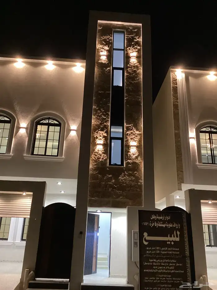 للبيع روف فاخر بتصميم راقي حي هيف أحد رفيدة 0